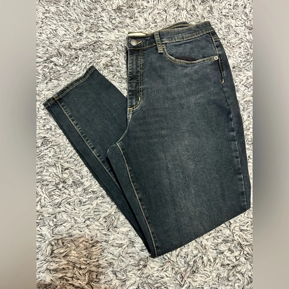 NWOT Universal Thread High Rise Skinny fit size 14 regular length - Picture 1 of 5